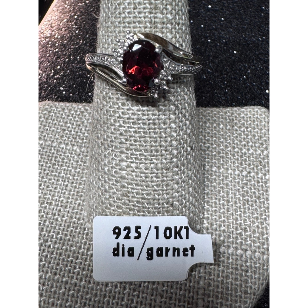 Sterling Silver 10K Gold Garnet and Diamond Ring Size 6.5
